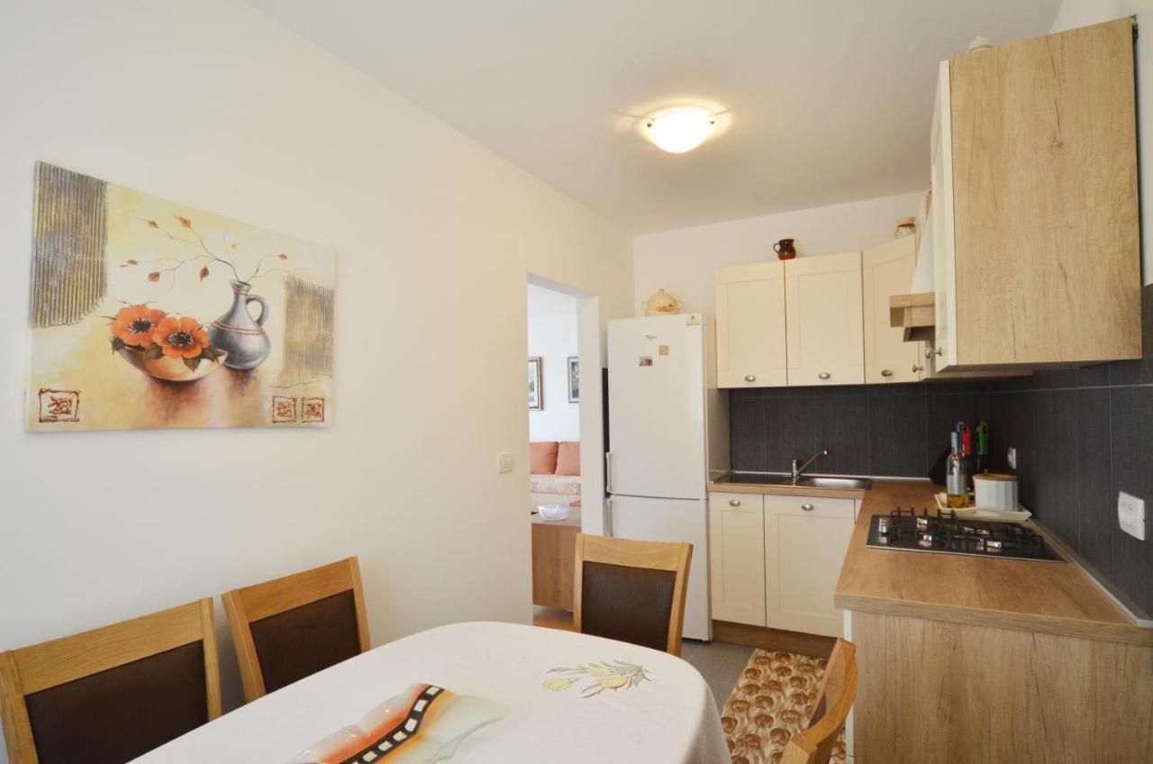Apartment Emma Rovinj Exterior photo